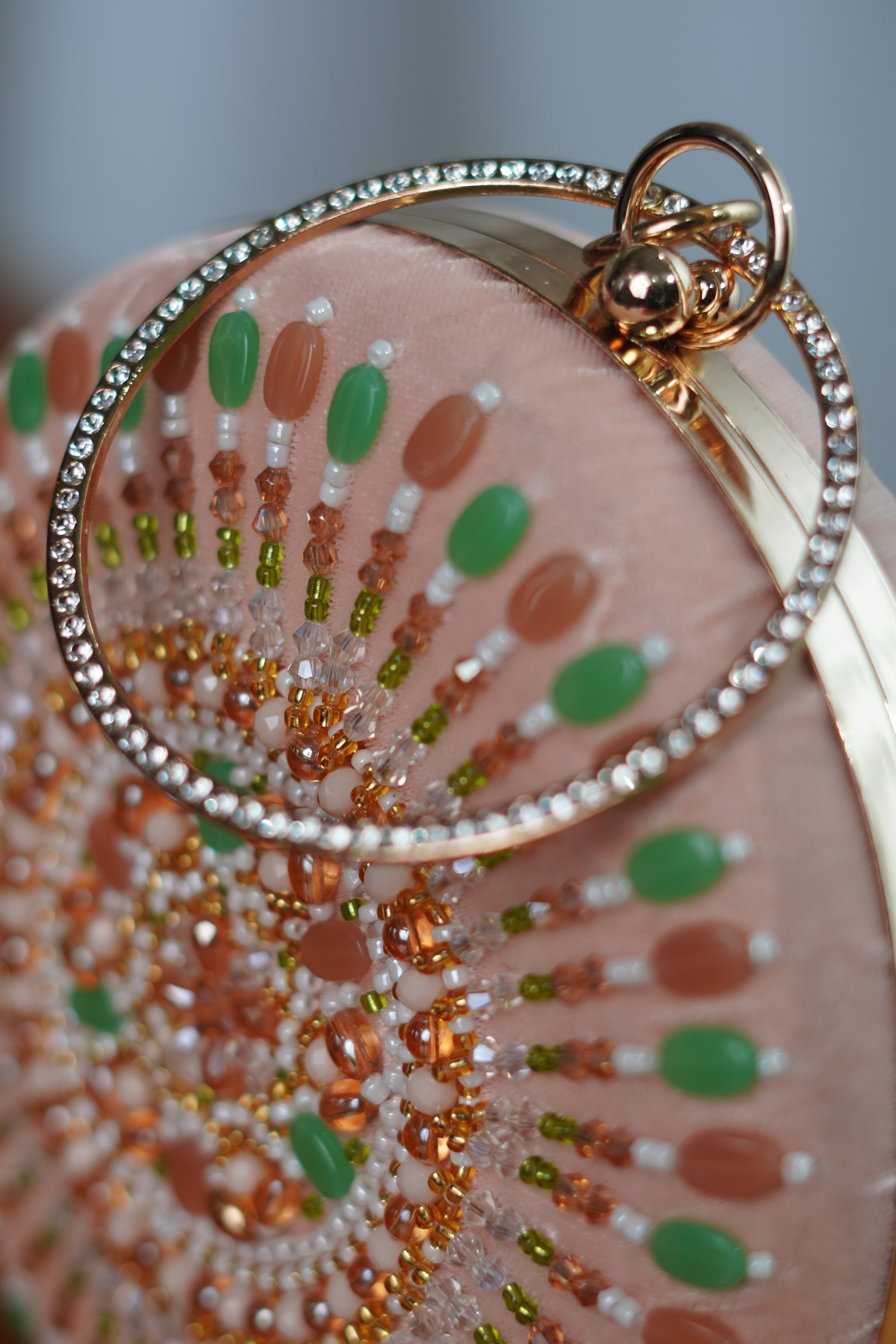 Circular shaped clutch bag , pink