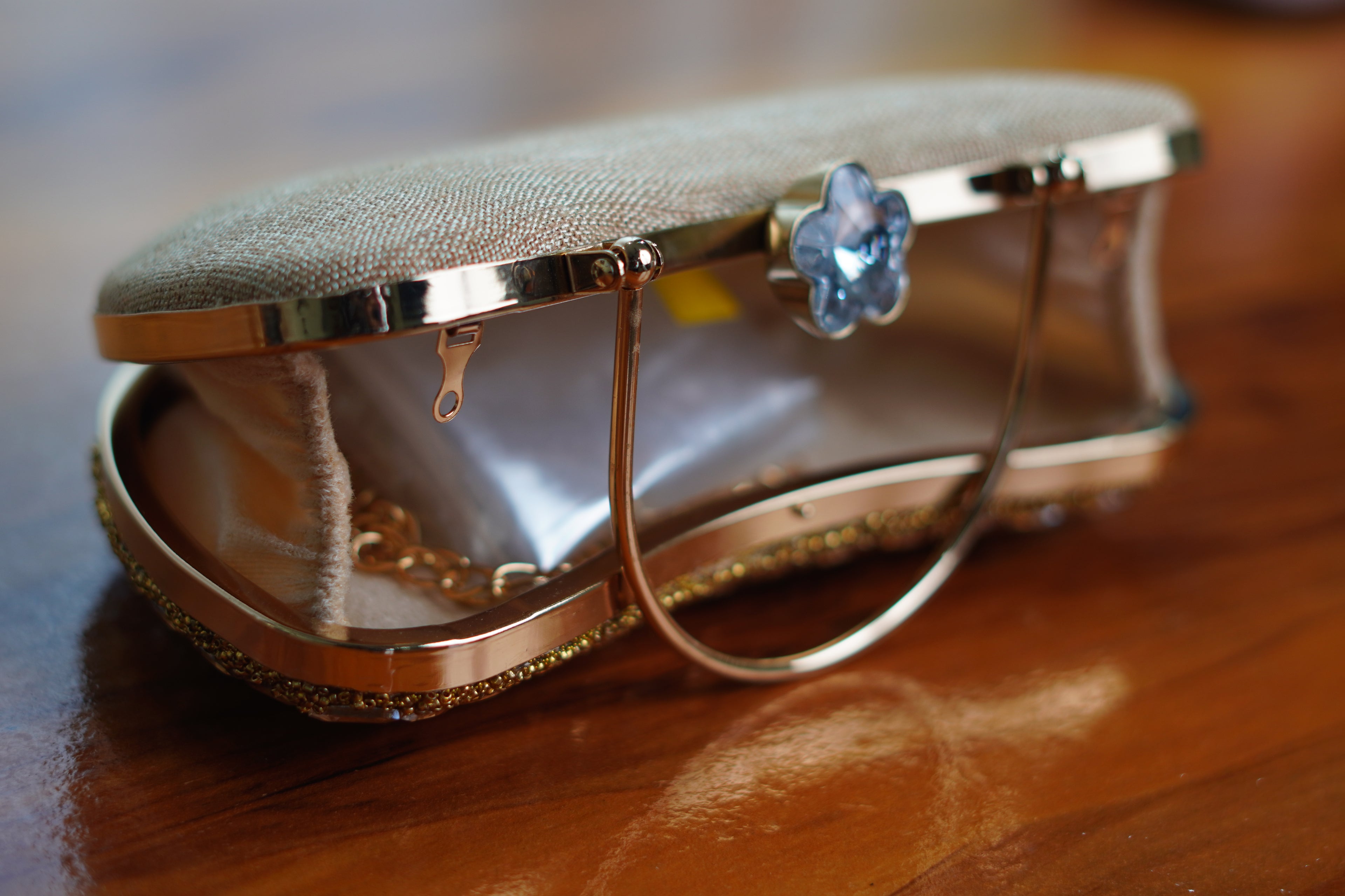 Crystal studed clutch, gold