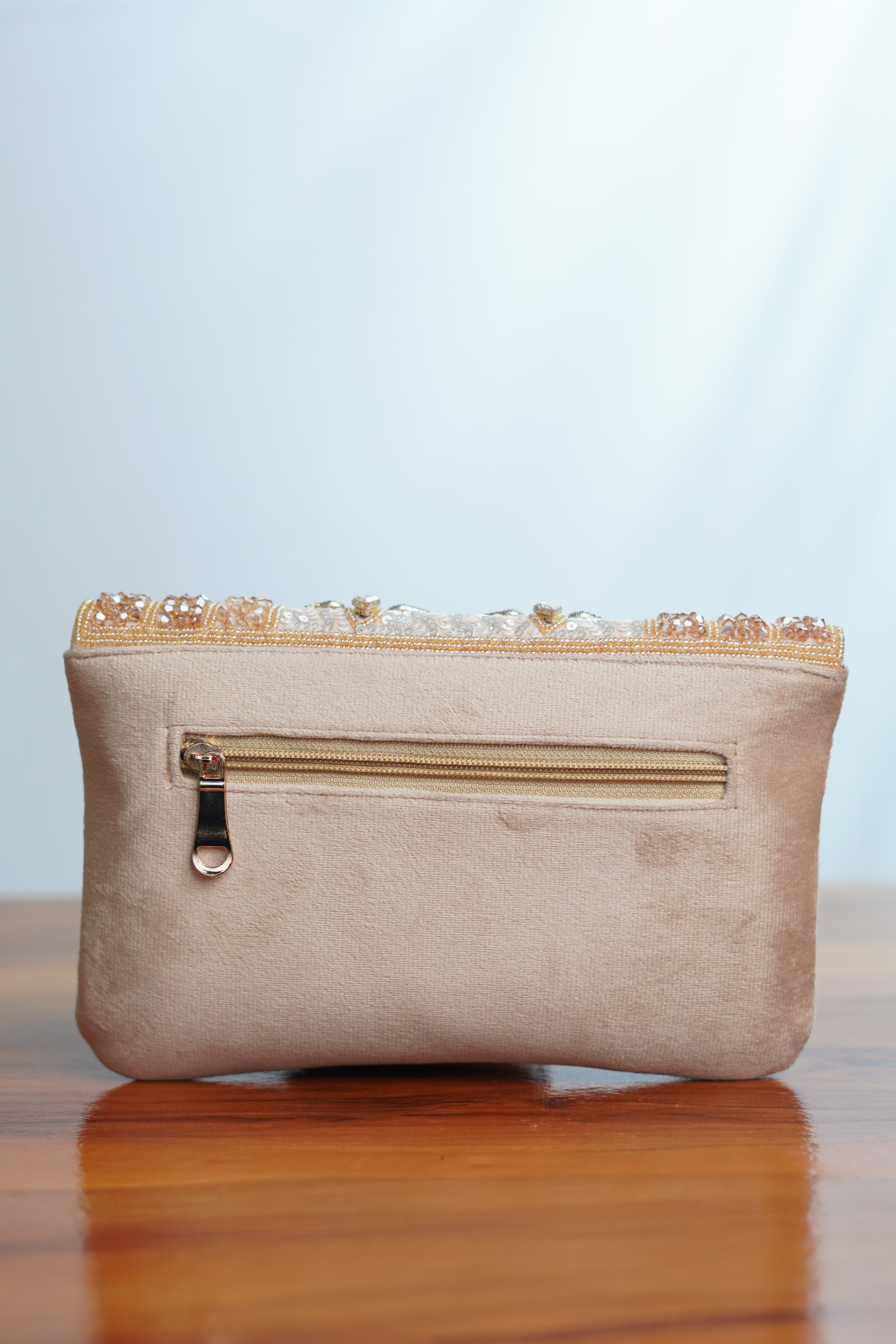 Clutch with beads work