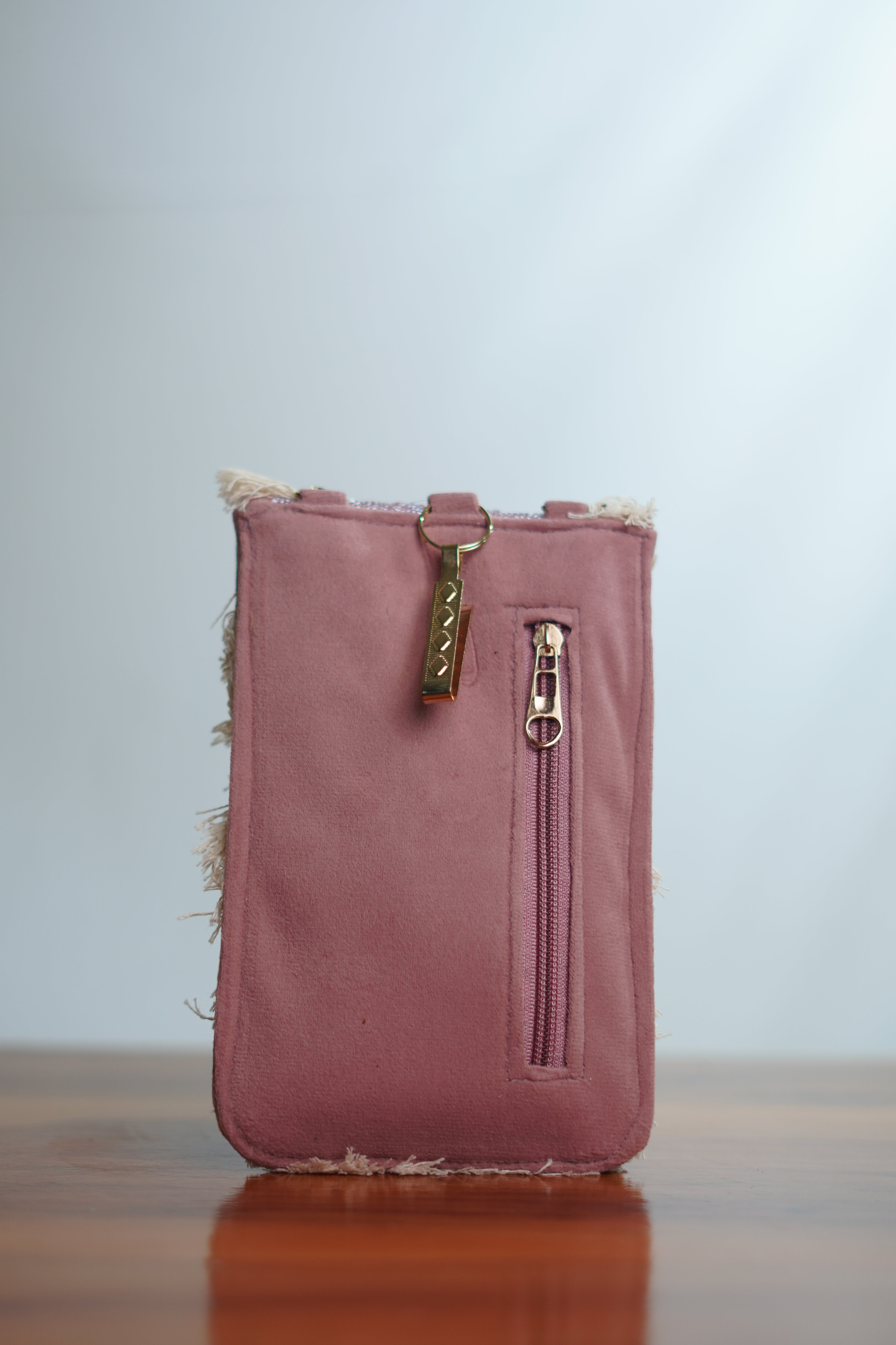 Saree clip mobile pouch with tassels,pink