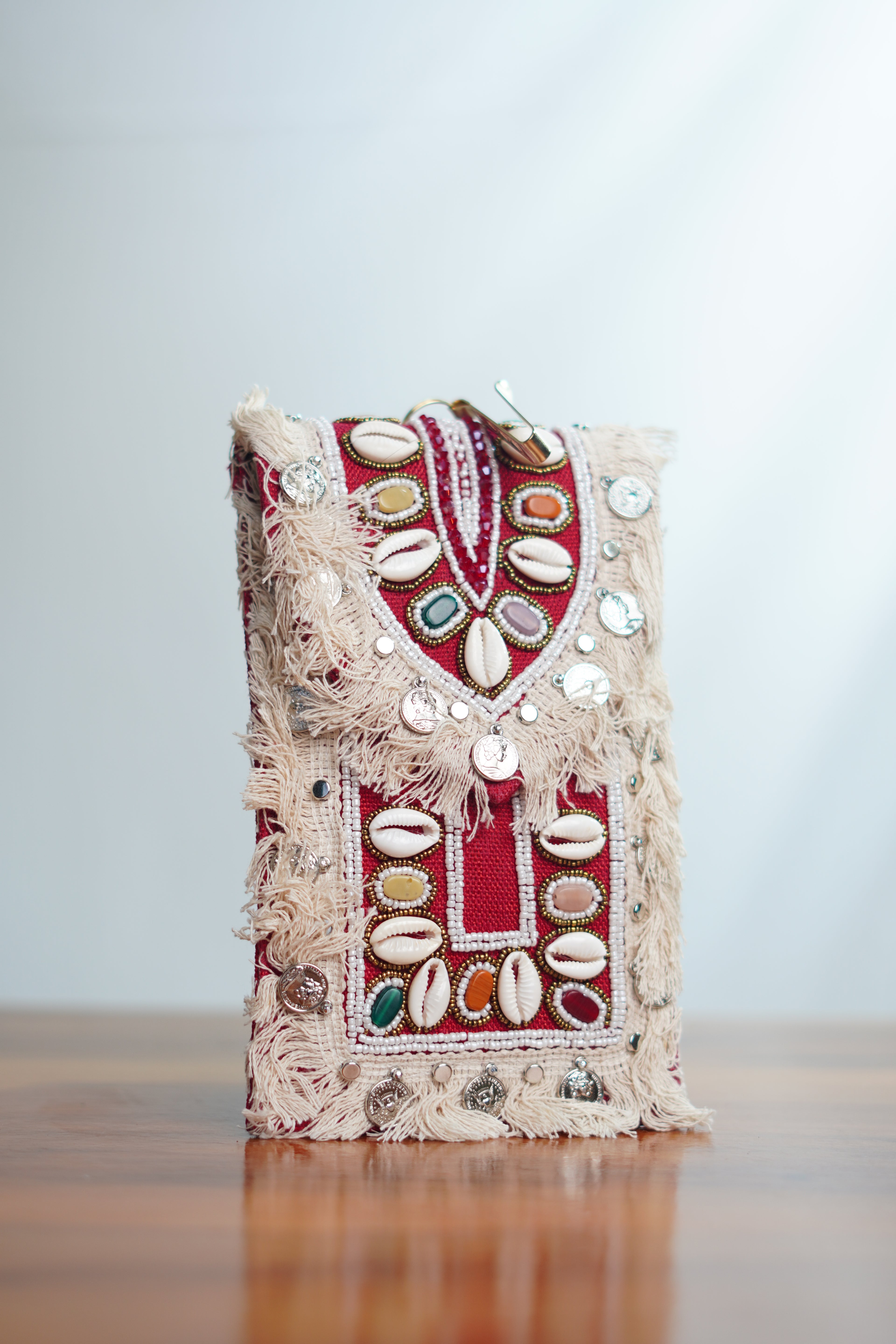 Shell work Saree clip mobile pouch with tassels, pink