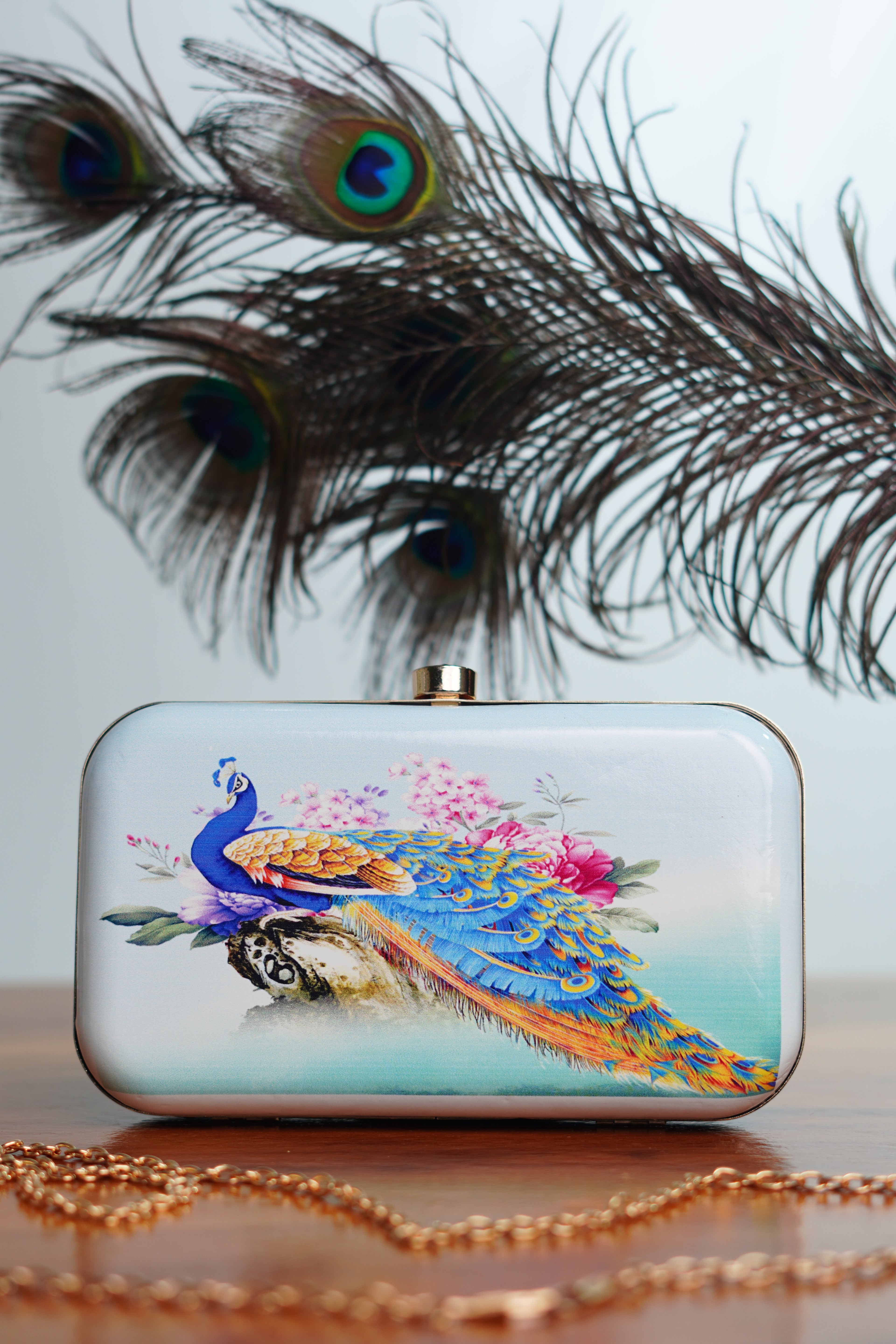 Peacock print casual clutch