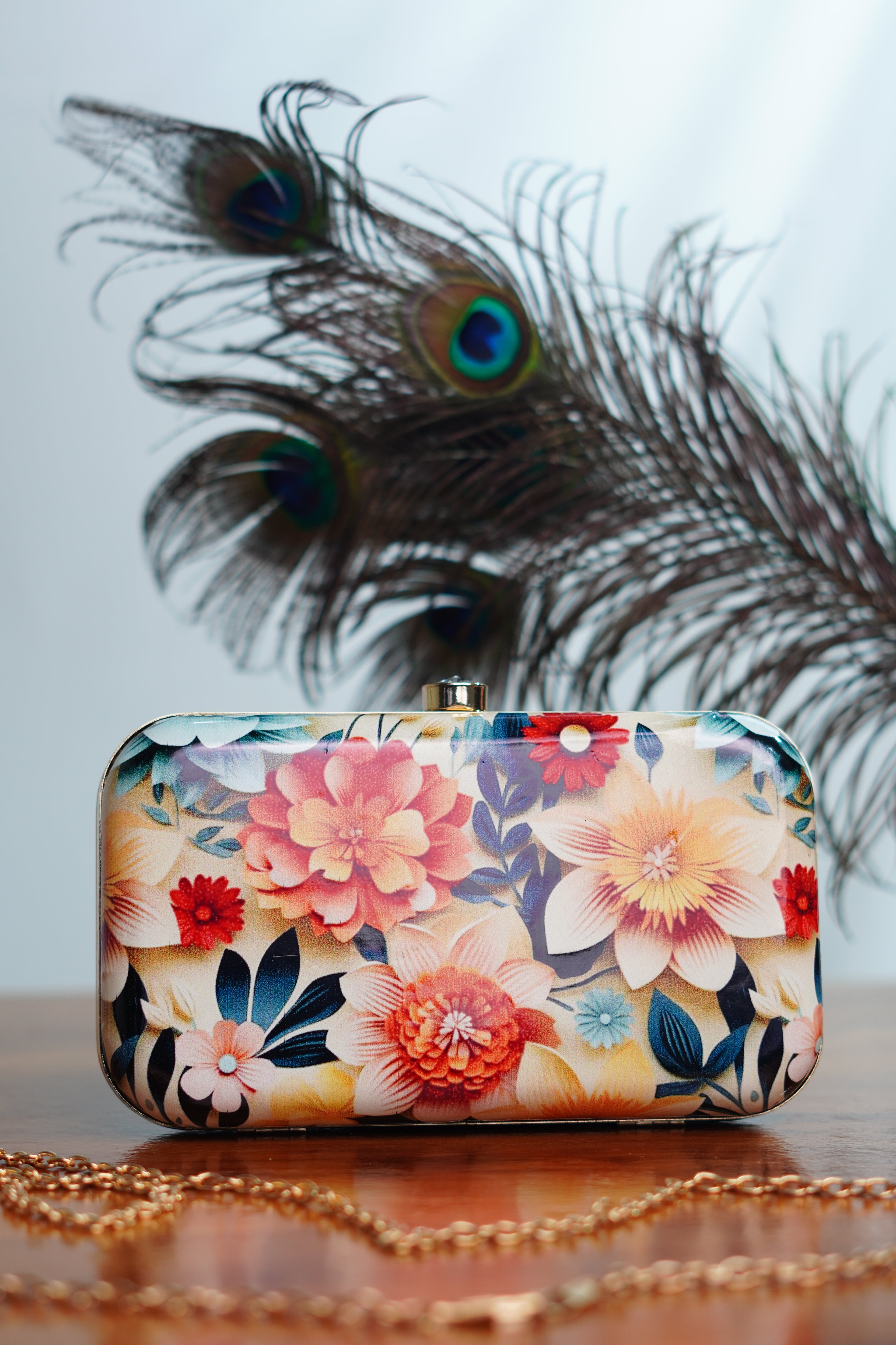 Floral print casual clutch